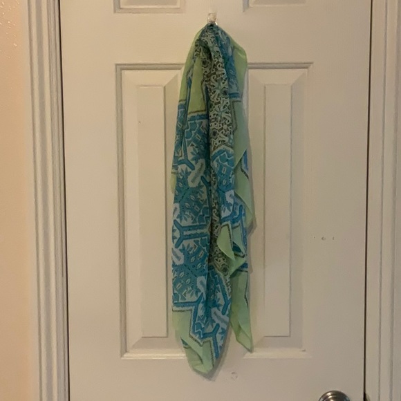 🧣 CHICO’S PRINT SCARF 🧣 - Picture 16 of 16